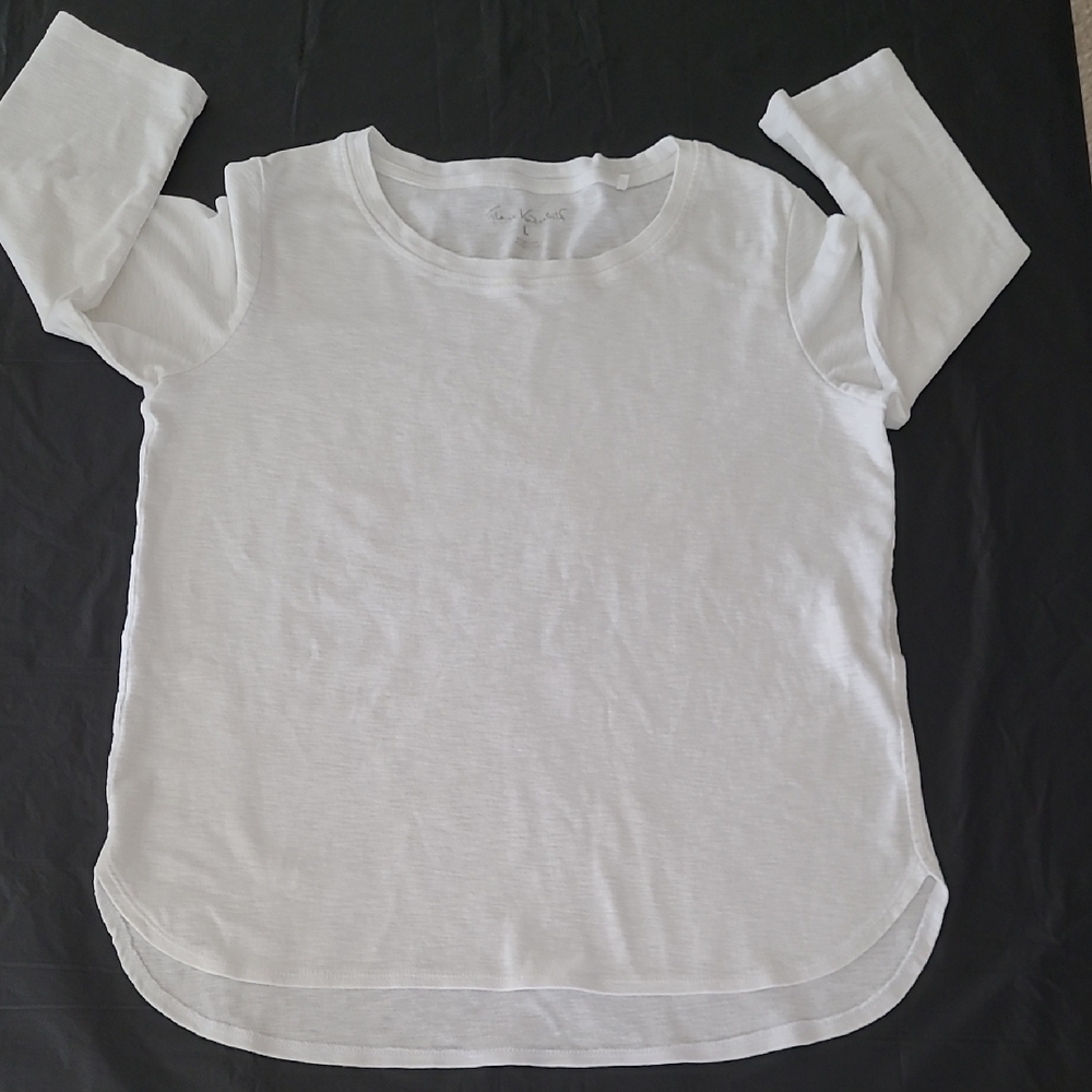 Gloria Vanderbuilt White 3/4 Sleeve Slub Tee with Crew Neck - Picture 3 of 12